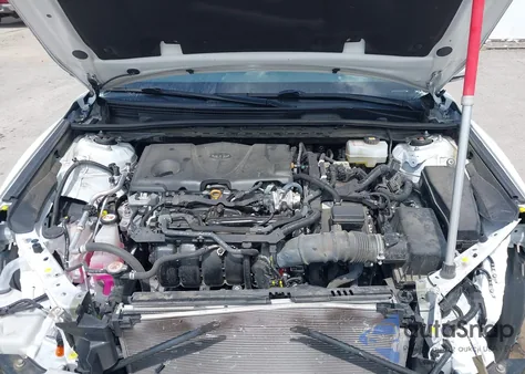 2022 Toyota Camry Le Hybrid z USA, uszkodzony, nr VIN 4T1C31AK6NU596897